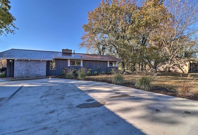 Fish House  W/ Deck, Fire Pit & River Views
