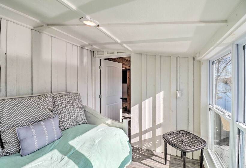 Fish House  W/ Deck, Fire Pit & River Views