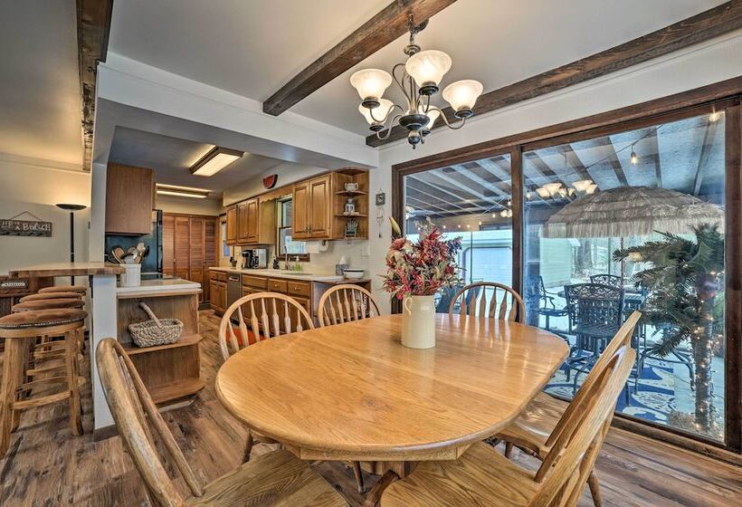 Houghton Lake Cottage Escape W/ Patio!