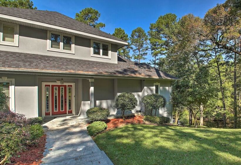 Dock & Kayaks: Lakefront Hot Springs Home