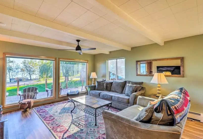 Lakeside Home W/ Beach ~ 14 Mi To Ski Area!