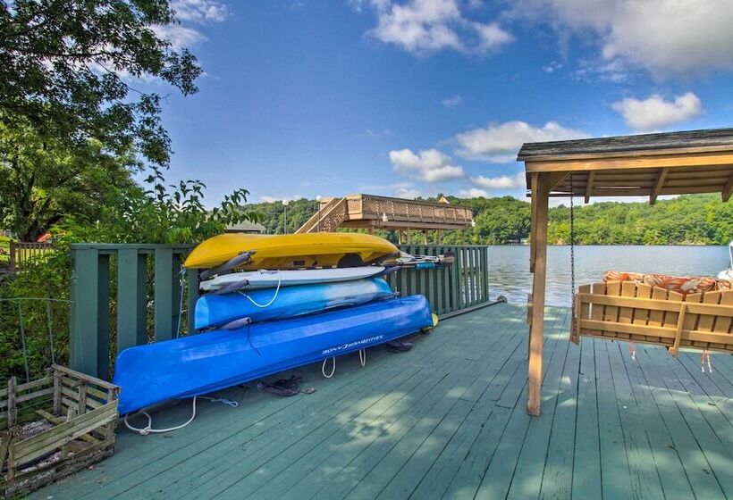 Lakewood Lodge Escape W/ Fire Pit