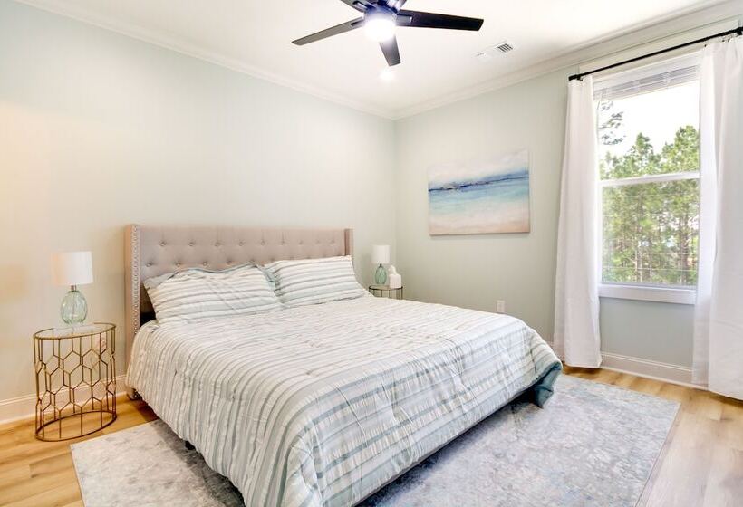 Lovely Bay St Louis Retreat W/ Dock & Canal Access