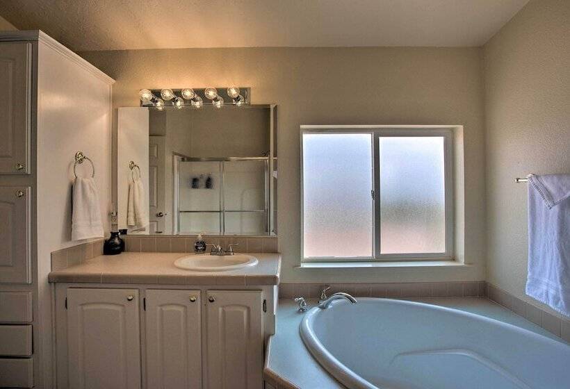 Moab House Near Arches Nat L Park & Canyonlands!