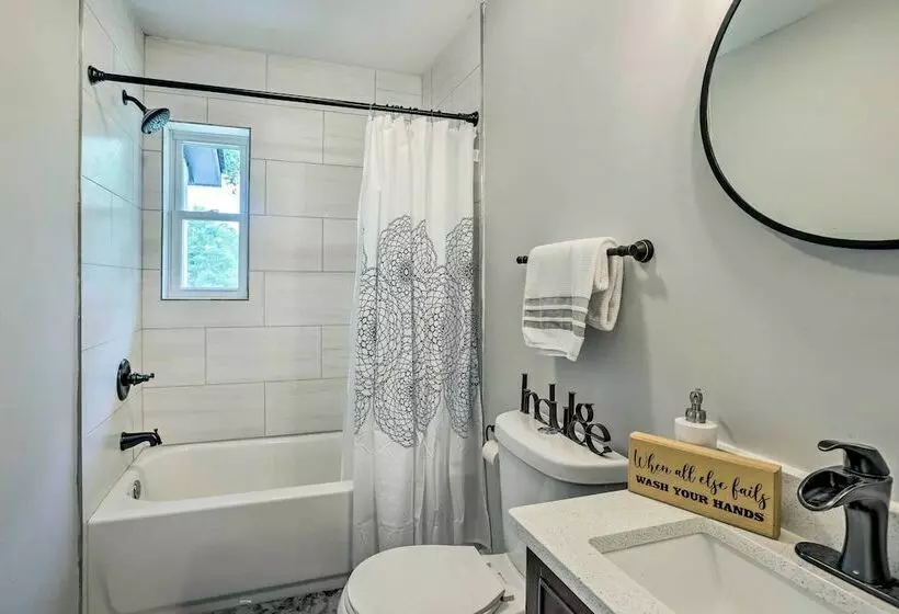 Modern, Colorful Home ~ 2 Mi To Tuskegee Uni