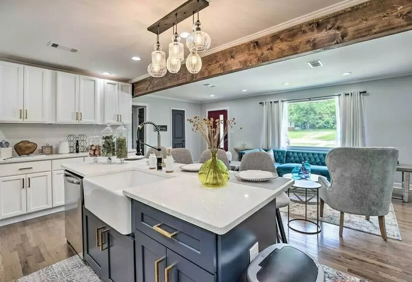 Modern, Colorful Home ~ 2 Mi To Tuskegee Uni