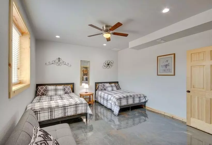 Peaceful Belfry Retreat On 14 Acres W/ Grill!