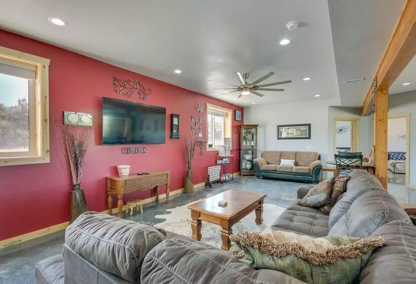 Peaceful Belfry Retreat On 14 Acres W/ Grill!