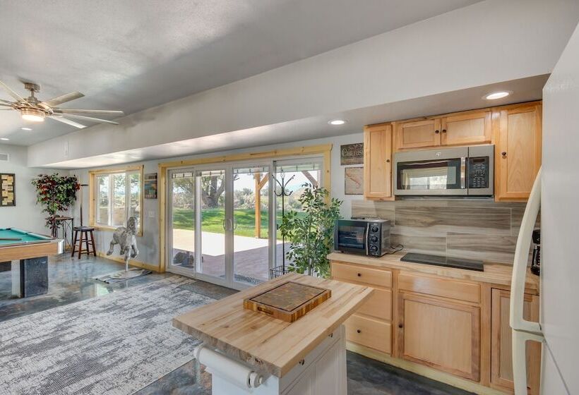 Peaceful Belfry Retreat On 14 Acres W/ Grill!