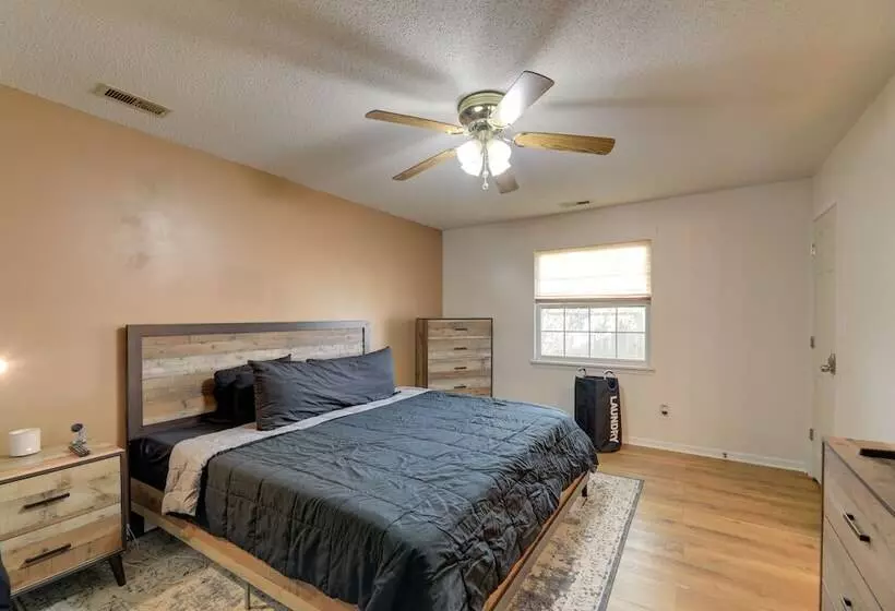 Pet Friendly Jacksonville Home W/ Fenced Yard