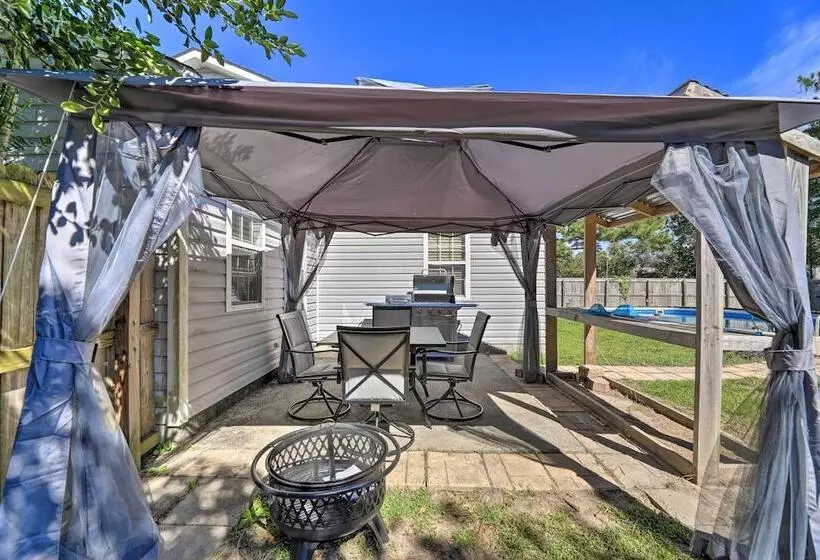 Pet Friendly Jacksonville Home W/ Fenced Yard