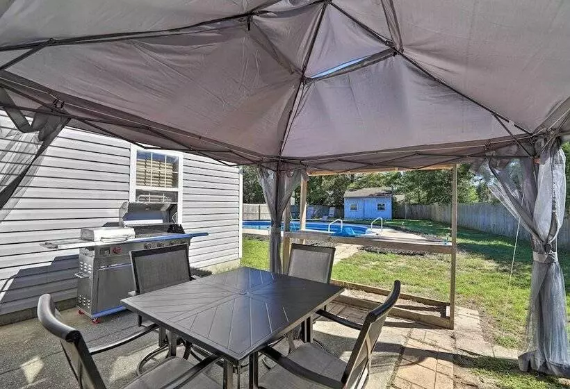 Pet Friendly Jacksonville Home W/ Fenced Yard