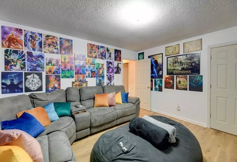 Pet Friendly Jacksonville Home W/ Fenced Yard