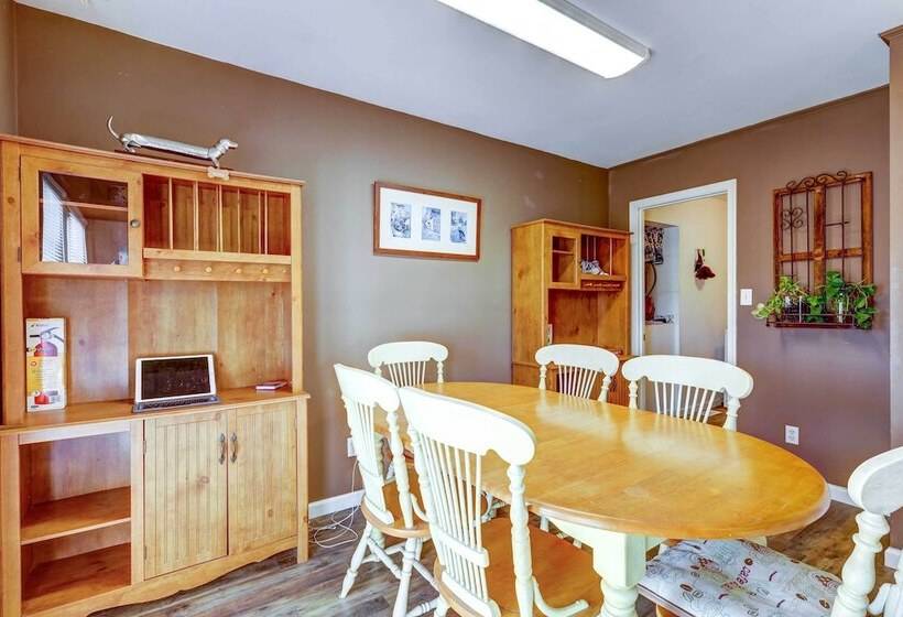 Pet Friendly Rehoboth Beach Vacation Rental!