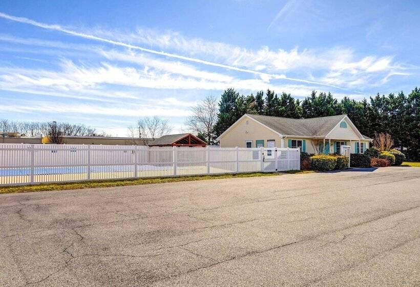 Pet Friendly Rehoboth Beach Vacation Rental!