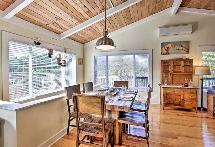 Private Rockaway Beach Retreat: 2 Blocks To Ocean!