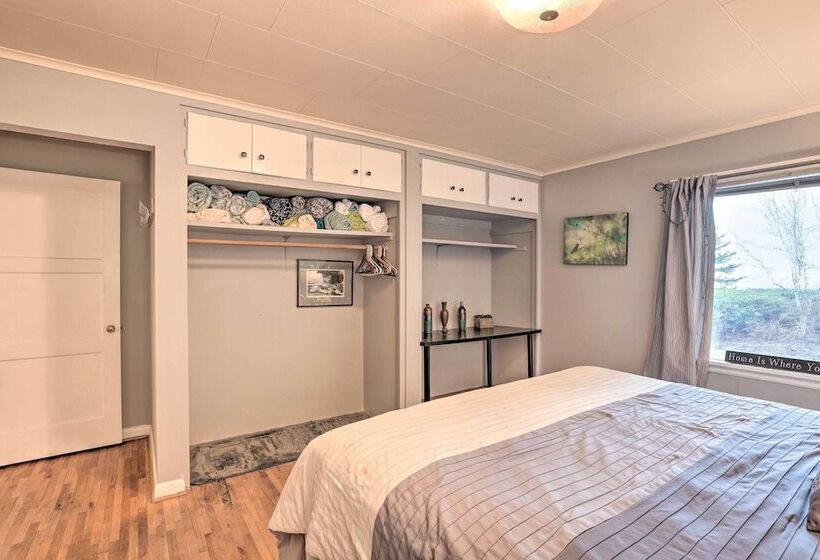 Private Waterfront Bellingham Estate!