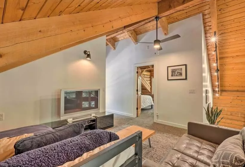 Provo Cabin W/ Mountain Views, Babbling Creek