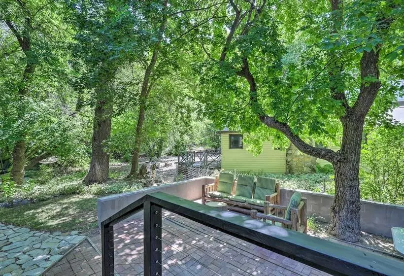 Provo Cabin W/ Mountain Views, Babbling Creek