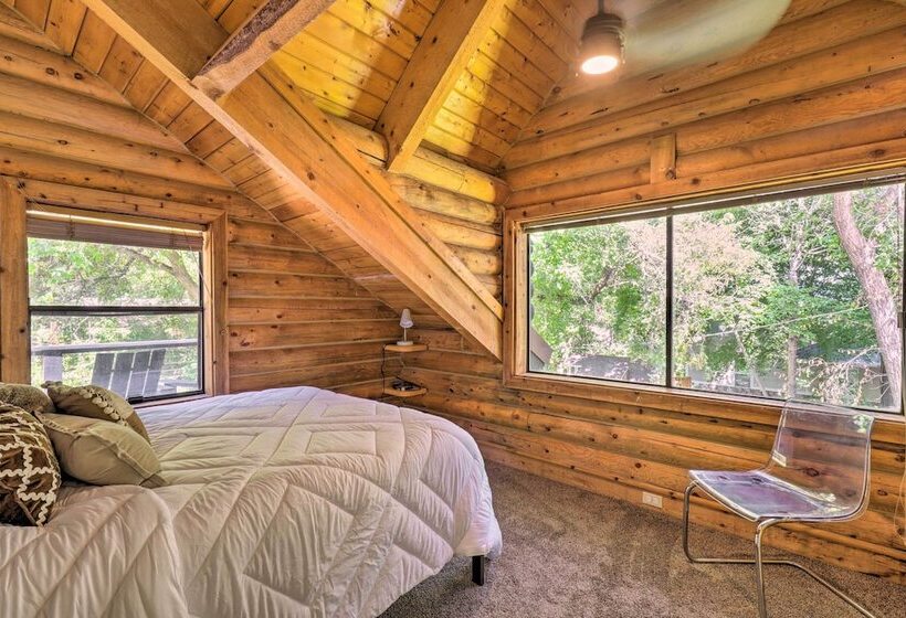 Provo Cabin W/ Mountain Views, Babbling Creek
