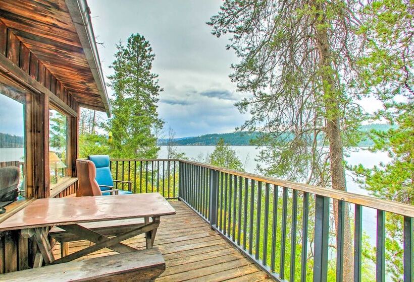 Remote Escape: Serene Lakeside Cabin W/ Beach