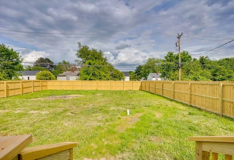 Richmond Vacation Home: 4 Mi To Downtown!