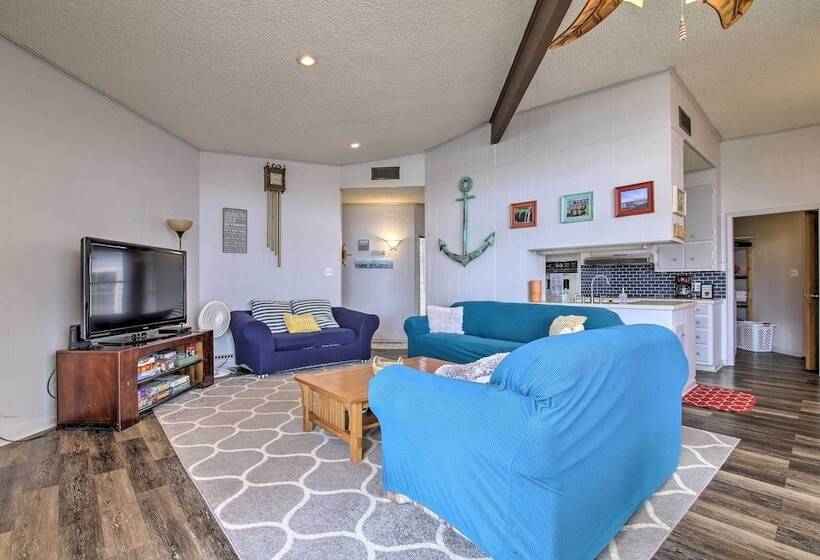 Rustic Lake Buchanan Hideaway W/ Game Room & Grill