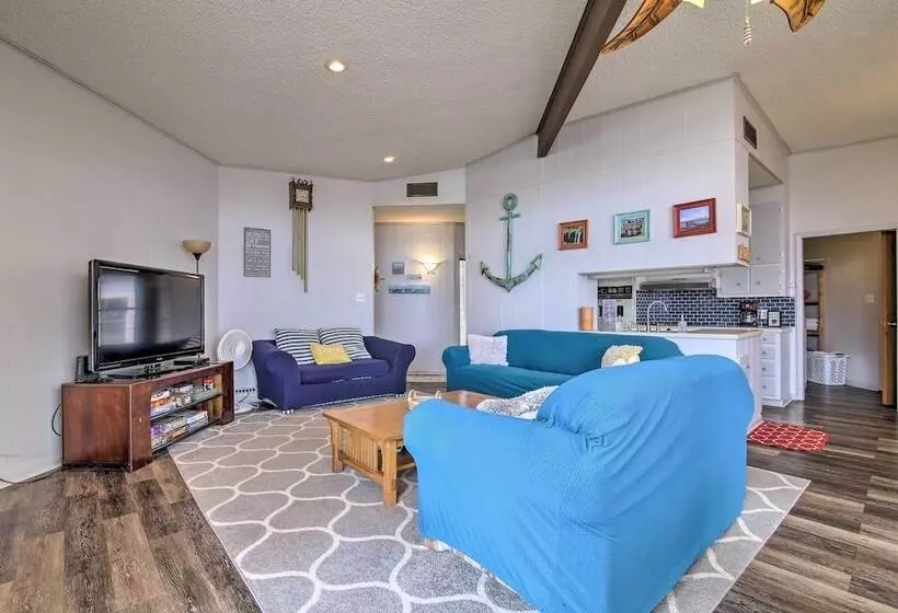 Rustic Lake Buchanan Hideaway W/ Game Room & Grill