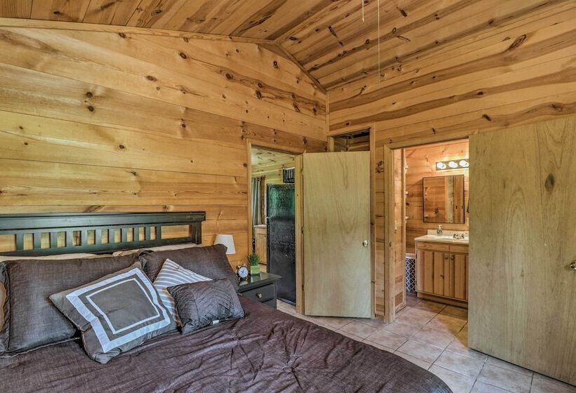 Rustic Mtn View Cabin < 1 Mile To White River!