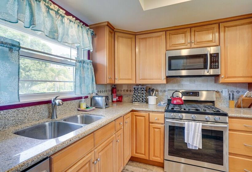 Santa Ana Home W/ Patio, 9 Mi To Disneyland!