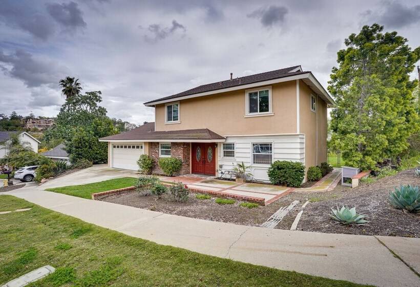 Santa Ana Home W/ Patio, 9 Mi To Disneyland!