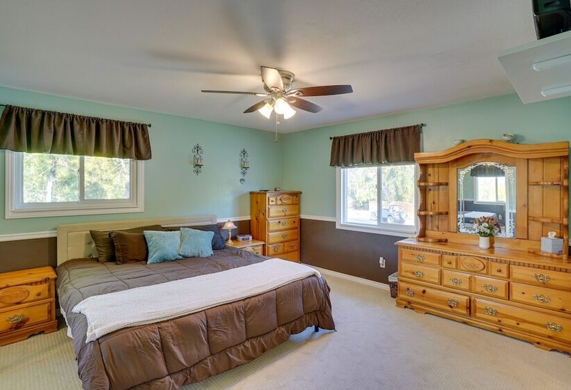 Santa Ana Home W/ Patio, 9 Mi To Disneyland!