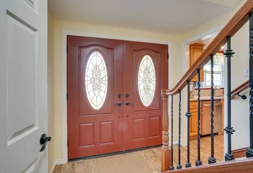 Santa Ana Home W/ Patio, 9 Mi To Disneyland!