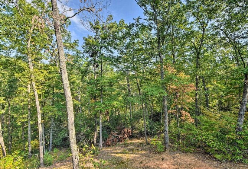 Secluded Cabin W/ Deck 13 Miles To Downtown Murphy