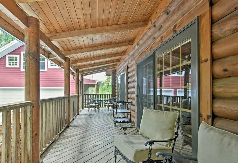 Superb Linville Mountain Cabin W/ Wraparound Decks