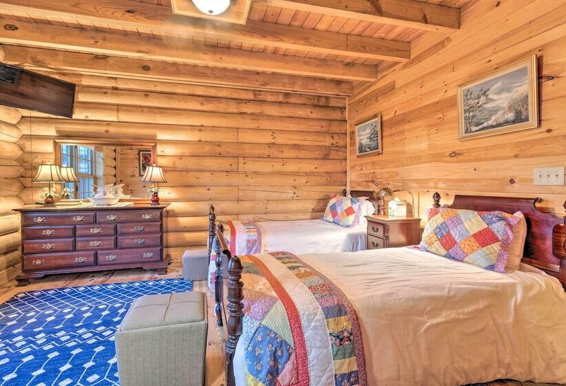 Superb Linville Mountain Cabin W/ Wraparound Decks