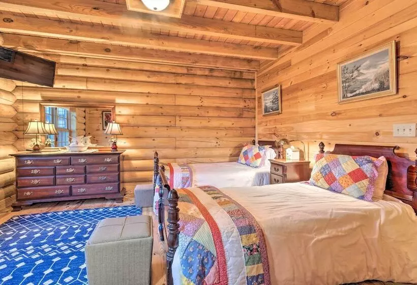 Superb Linville Mountain Cabin W/ Wraparound Decks