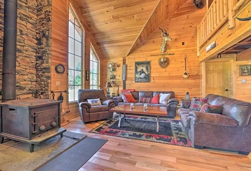 Unadilla Cabin On 50 Acres + Fire Pit & Creek