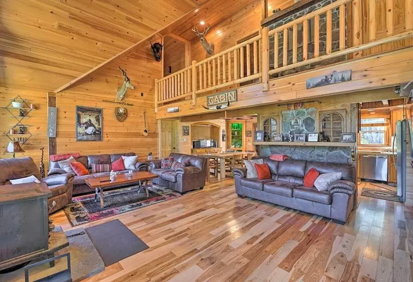 Unadilla Cabin On 50 Acres + Fire Pit & Creek