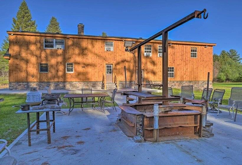 Unadilla Cabin On 50 Acres + Fire Pit & Creek