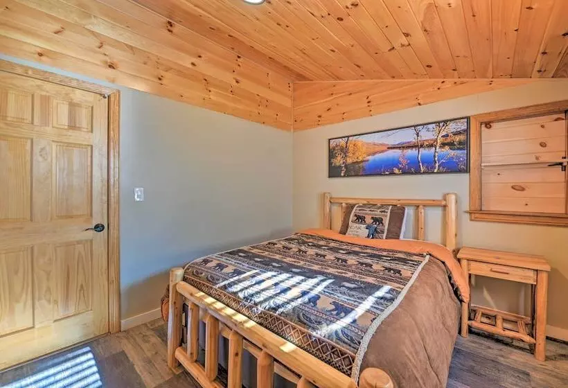 Unadilla Cabin On 50 Acres + Fire Pit & Creek