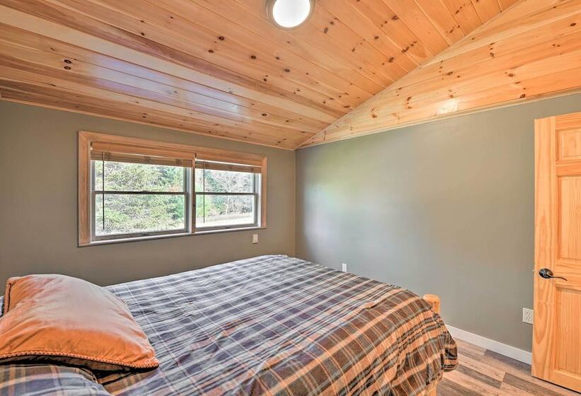 Unadilla Cabin On 50 Acres + Fire Pit & Creek