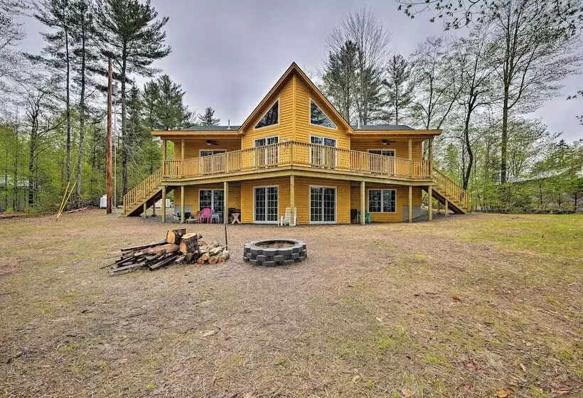 Waterfront Davis Pond Cabin W/ Dock + Kayaks!