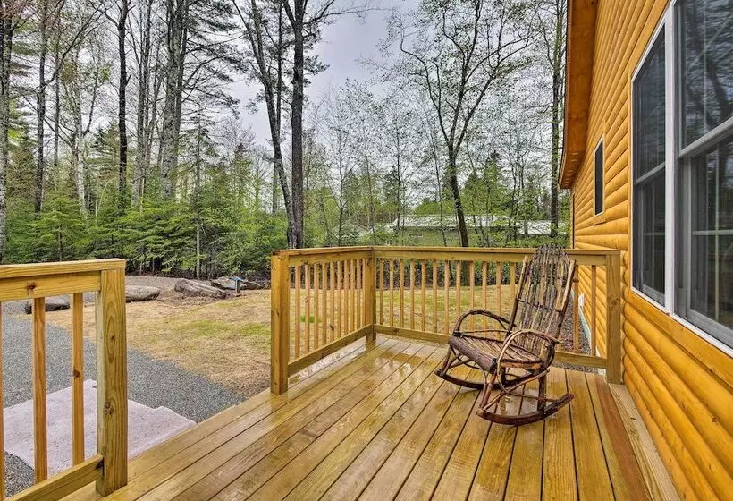 Waterfront Davis Pond Cabin W/ Dock + Kayaks!