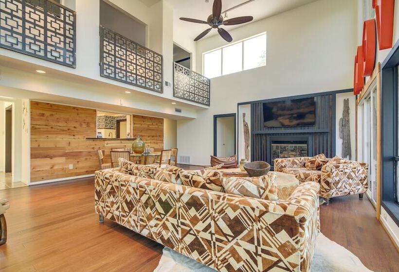 Waterfront Lake Travis Luxury Home W/ Large Deck!