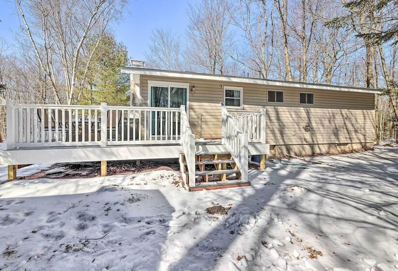 Arrowhead Lake Home W/ Hot Tub, 12 Mi To Ski!