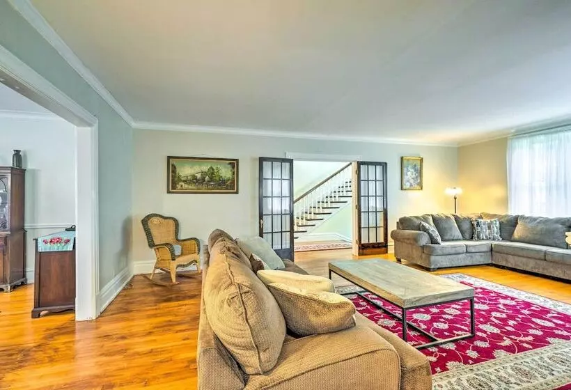 Charming Historic Home ~ 1 Mi To Dtwn Olean!