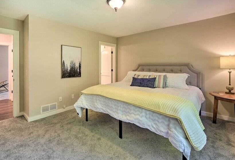 Charming Taylors Falls Home W/ Deck, Fire Pit