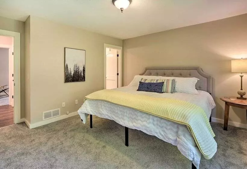 Charming Taylors Falls Home W/ Deck, Fire Pit