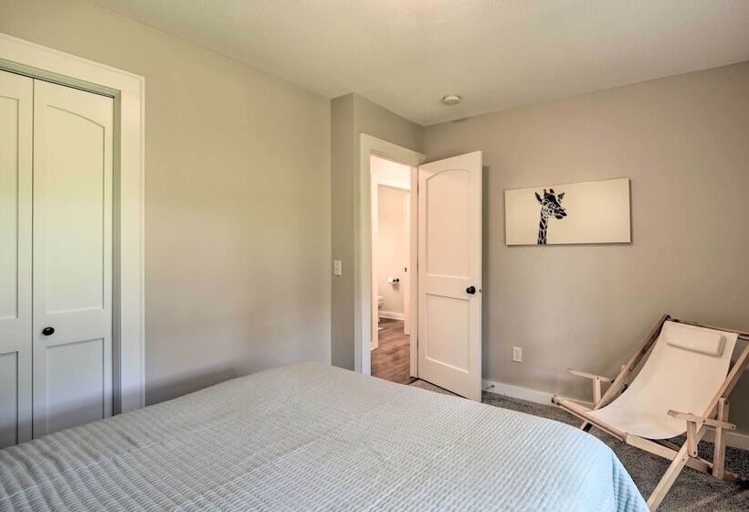 Charming Taylors Falls Home W/ Deck, Fire Pit